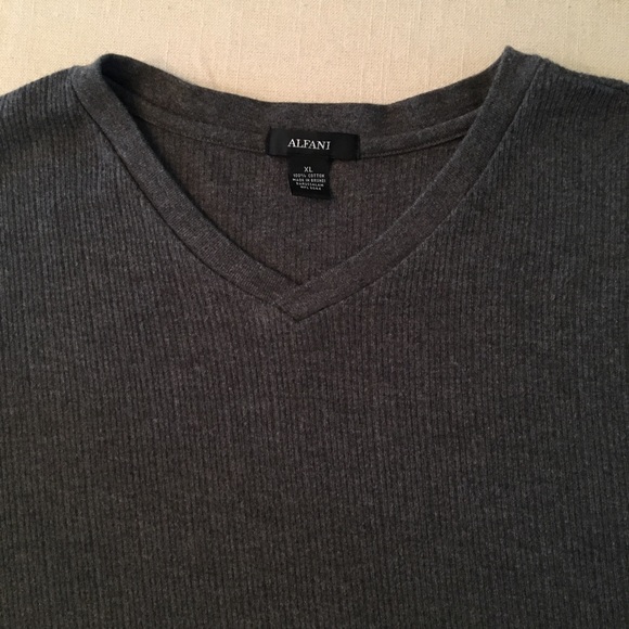 Alfani.  Soft Long Sleeve Shirt.  XL - Picture 3 of 6